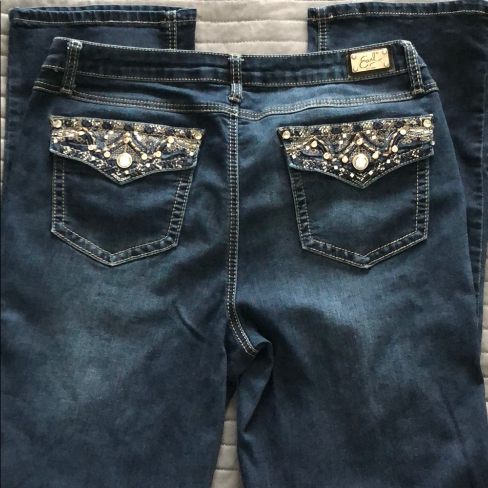 Earl Straight Leg Jeans